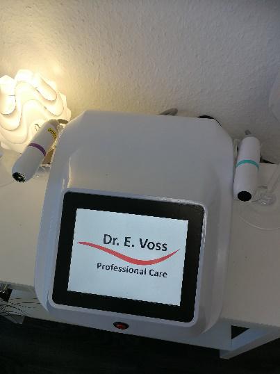 Dr. Voss